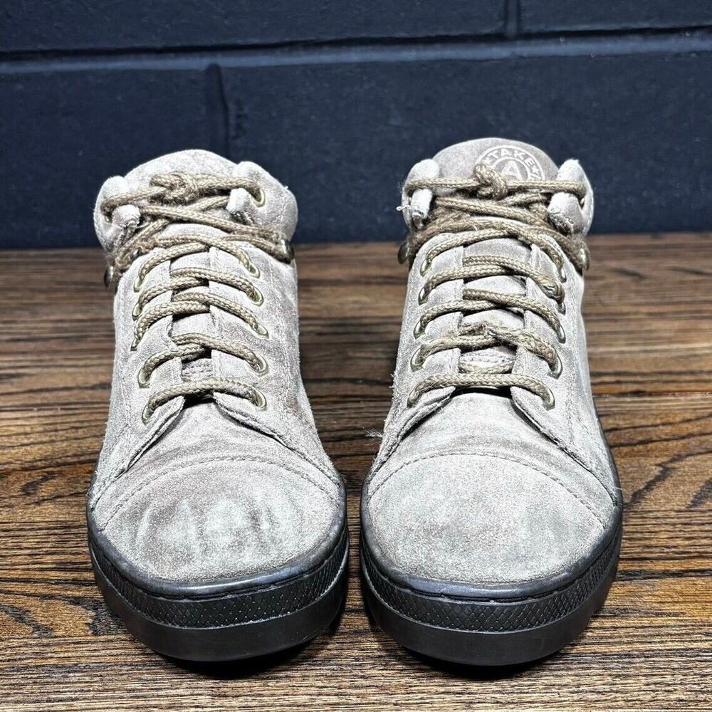 Y2K Vintage Candie’s Take-A-Hike Brown Suede Platform Shoes Women’s 7 B
